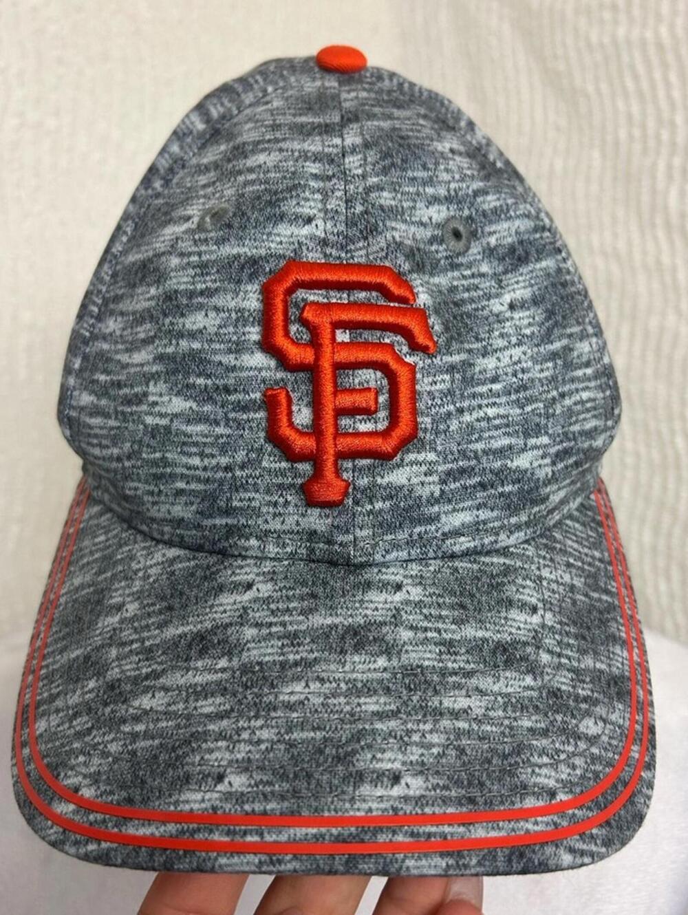 New Era SF Giants Hat Women’s Grey White Black MLB Baseball Cap - Picture 4 of 9
